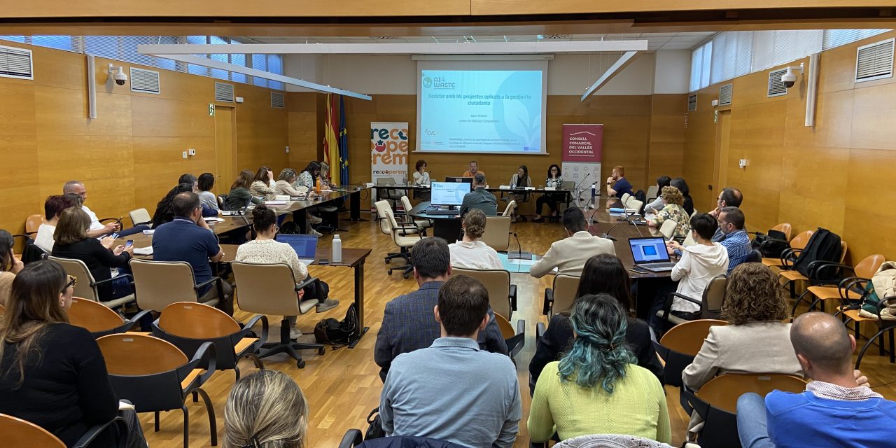 Experts, administracions i empreses debaten sobre l’aplicació de la Intel·ligència Artificial en la prevenció i gestió de residus en el tancament del projecte europeu AI4WASTE celebrat al Consell Comarcal